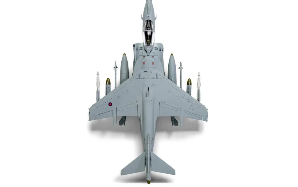 Airfix 1/72 BAE Harrier GR.9A Hanging Gift Set