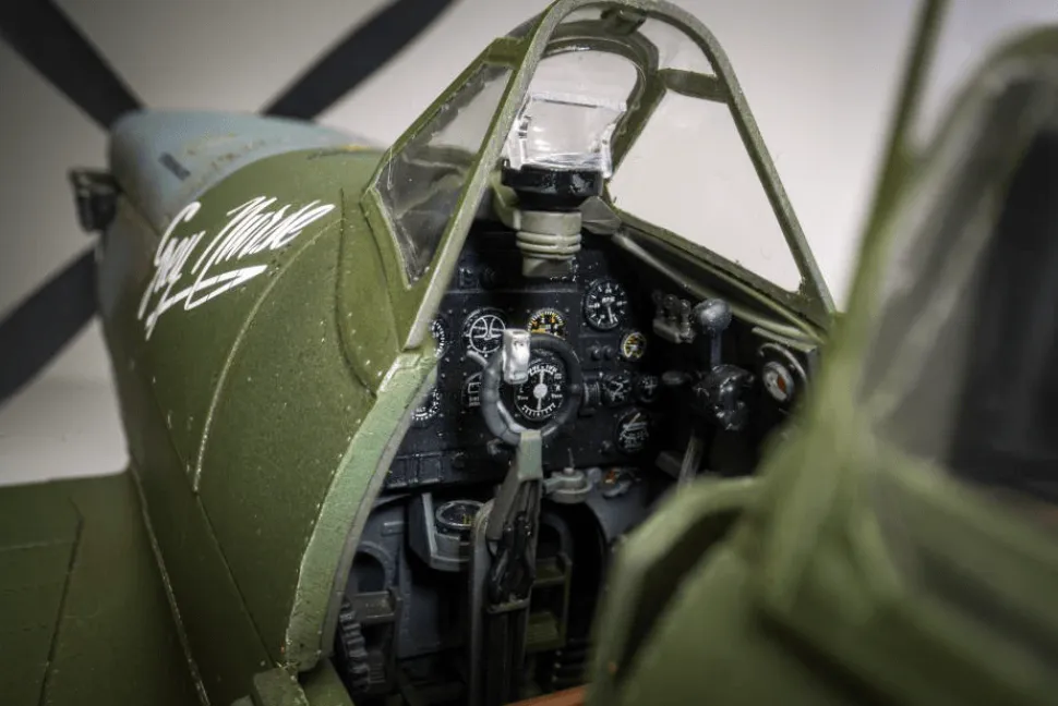 Airfix 1/24 Supermarine Spitfire Mk.VIII