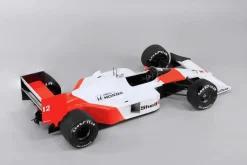 Beemax 1/12 McLaren MP4/4 1988 (Ayrton Senna)