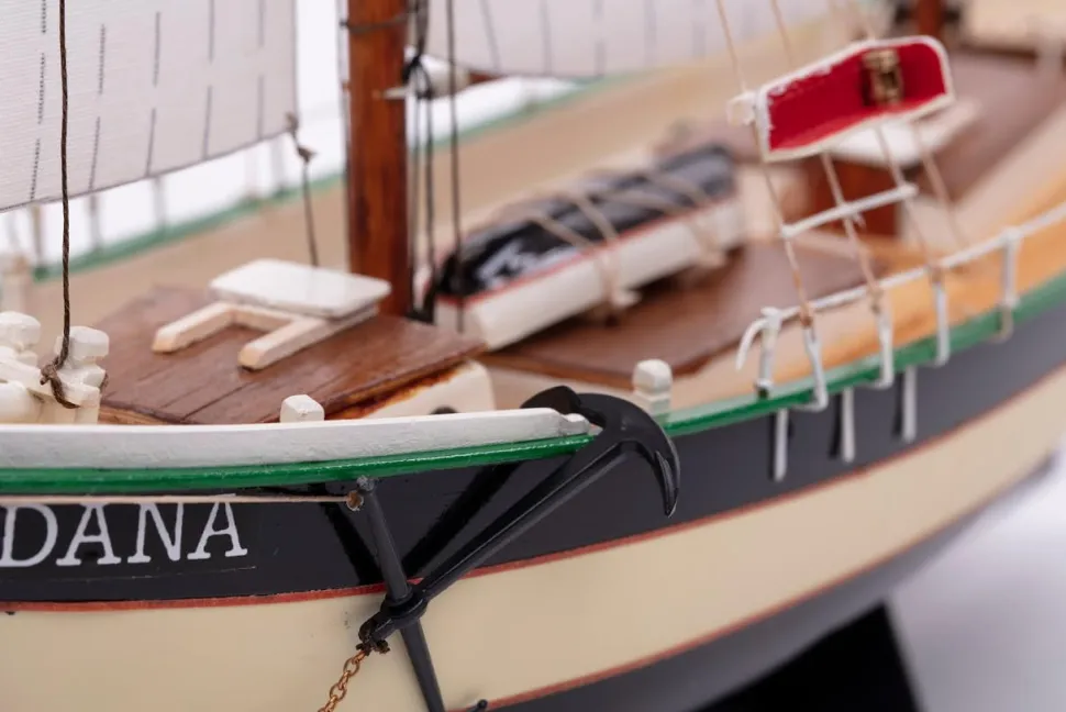 Billings Models 1/60 Dana Fishing Boat Kit