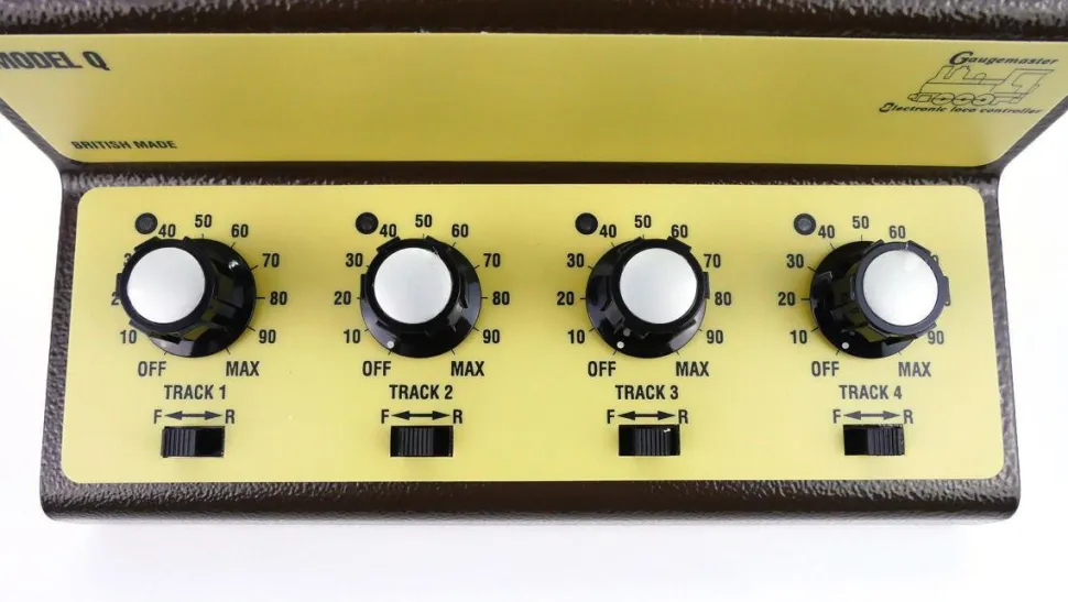 Gaugemaster Model Q 4 Track Model Railway Controller