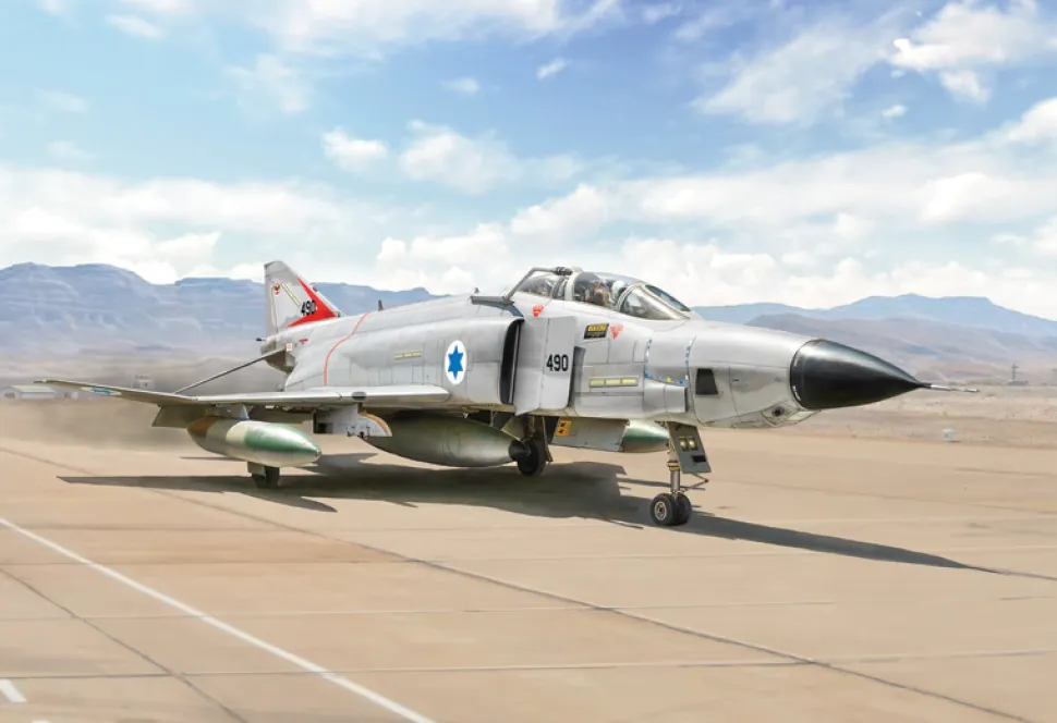 Italeri 1/48 McDonnell Douglas RF-4E Phantom II