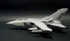 Italeri 1/32 Panavia Tornado ECR/IDS