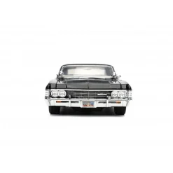 Jada 1/24 1967 Chevy Impala with Dean Winchester Figure Diecast Model