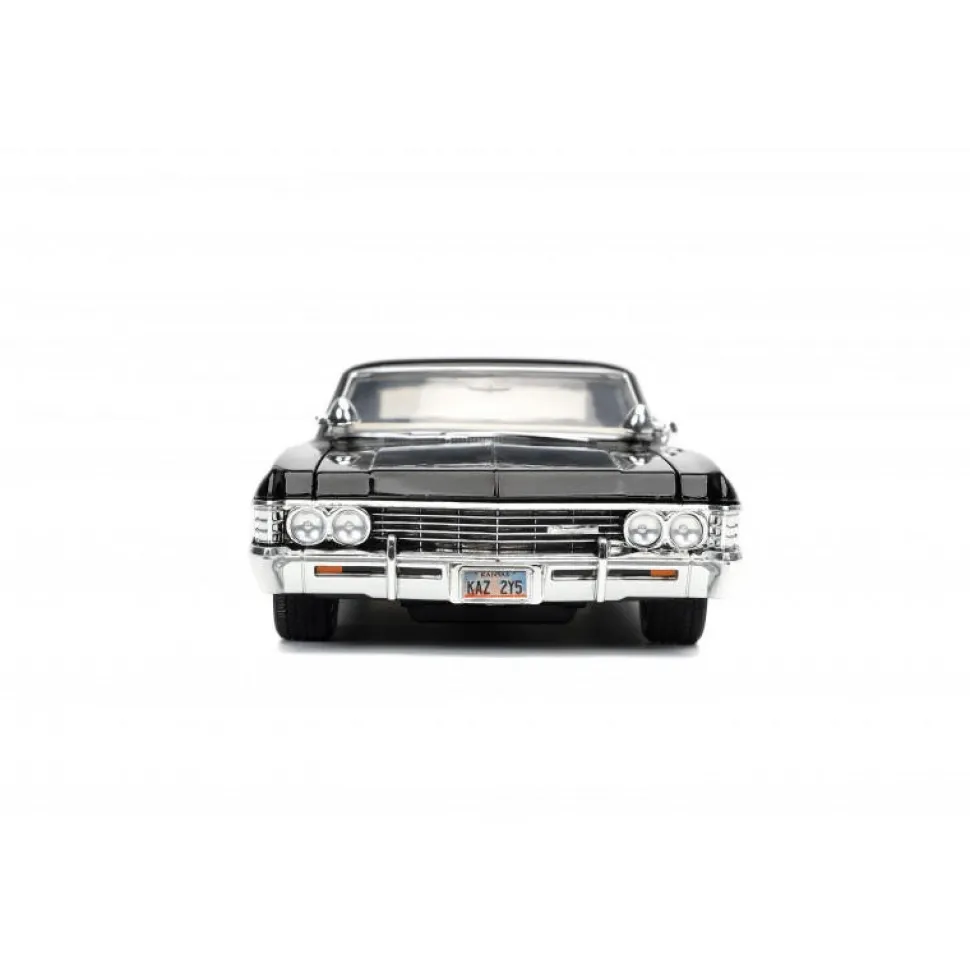 Jada 1/24 1967 Chevy Impala with Dean Winchester Figure Diecast Model