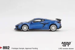 Mini GT 1/64 Chevrolet Corvette Z06 2023 Elkhart Lake Blue Metallic
