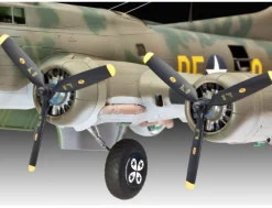 Revell 1/72 Boeing B-17F Flying Fortress Memphis Belle Model