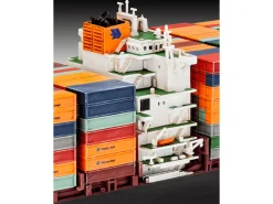 Revell 1/700 Colombo Express Container Ship