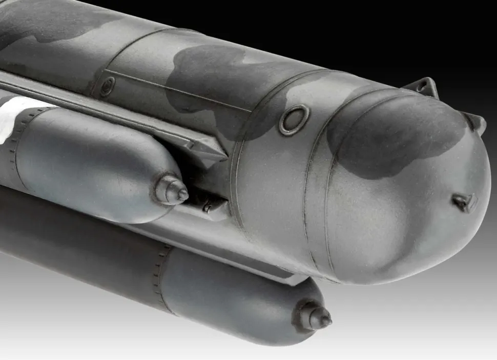 Revell 1/72 German Type Molch (Newt) Midget Submarine