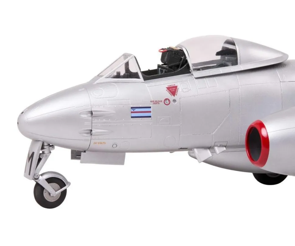 Revell 1/32 Gloster Meteor F.8