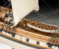 Revell 1/96 HMS Beagle Starter Set