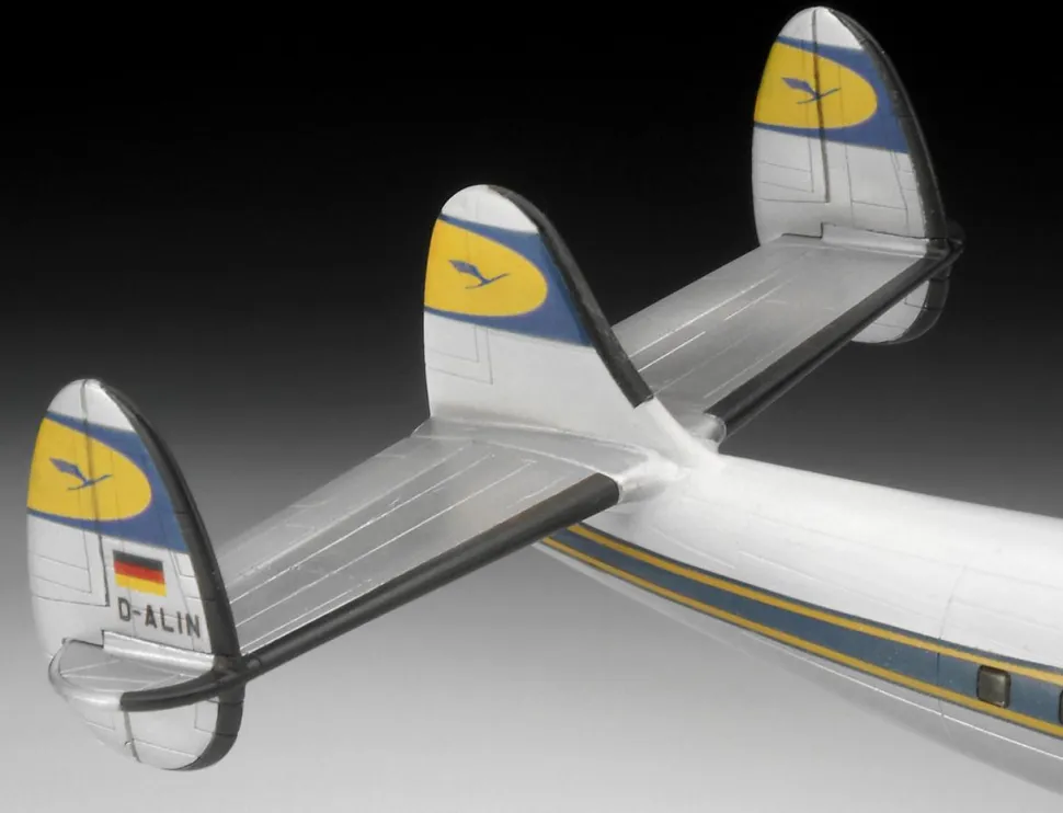 Revell 1/144 Lockheed L.1049G Super Constellation (Lufthansa)