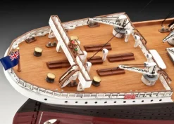 Revell 1/400 RMS Titanic 100 Year Anniversary Gift Set