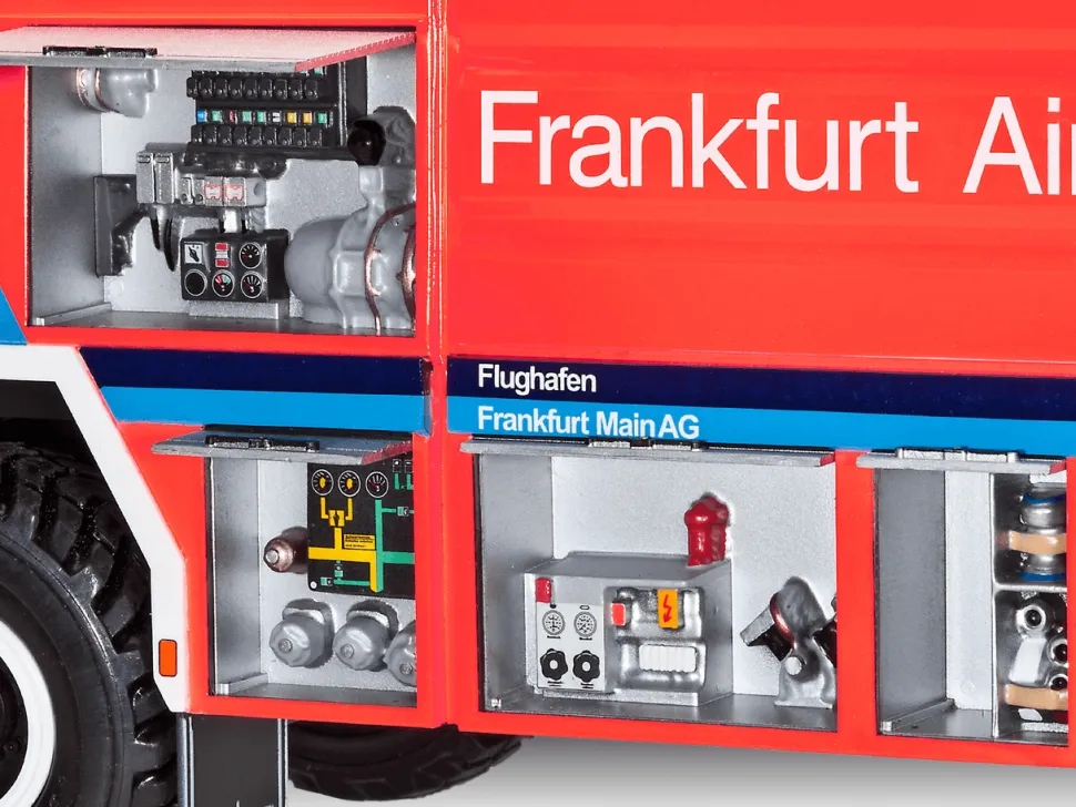 Revell 1/24 Rosenbauer GFLF Simba 8x8 Fire Truck