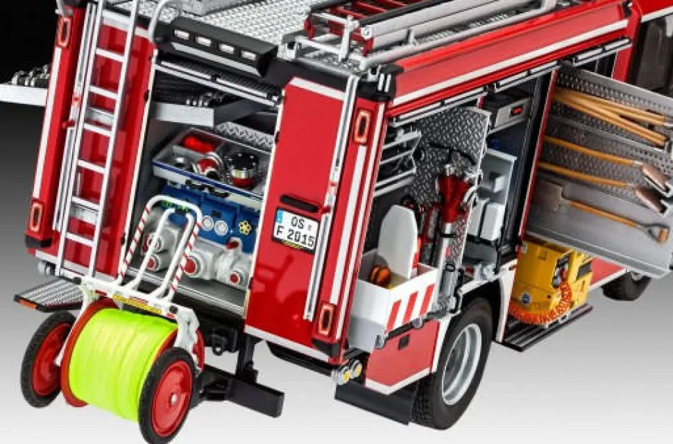 Revell 1/24 Schlingmann HLF 20 FireTruck