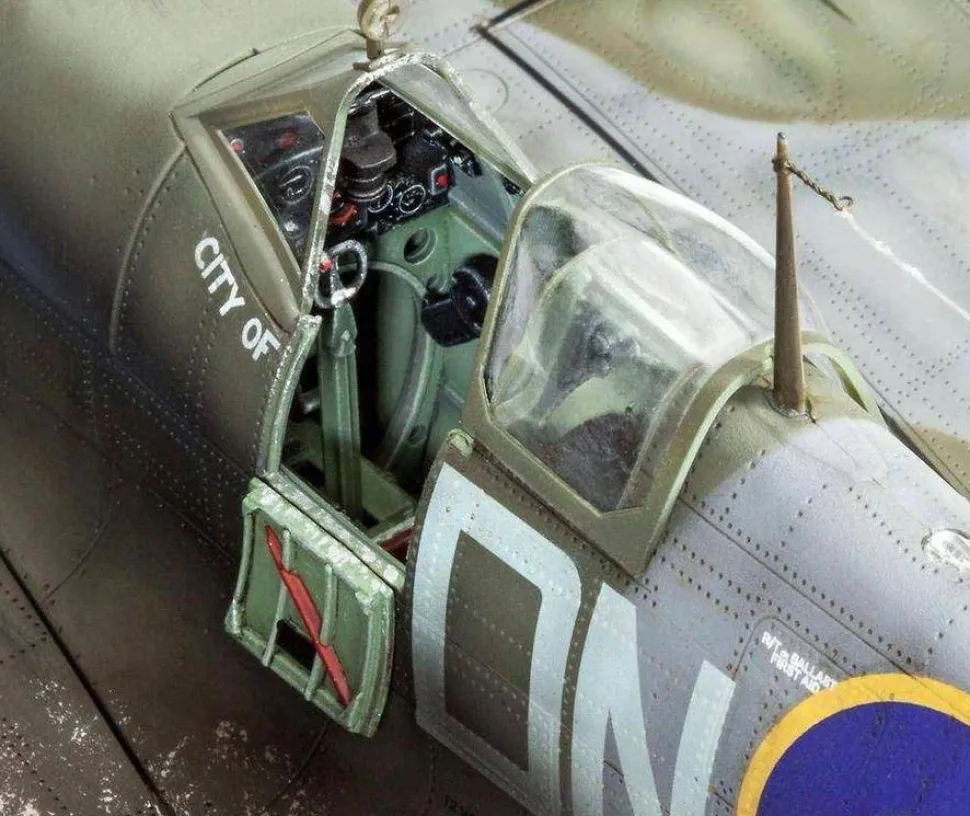 Revell 1/32 Supermarine Spitfire Mk.IXc