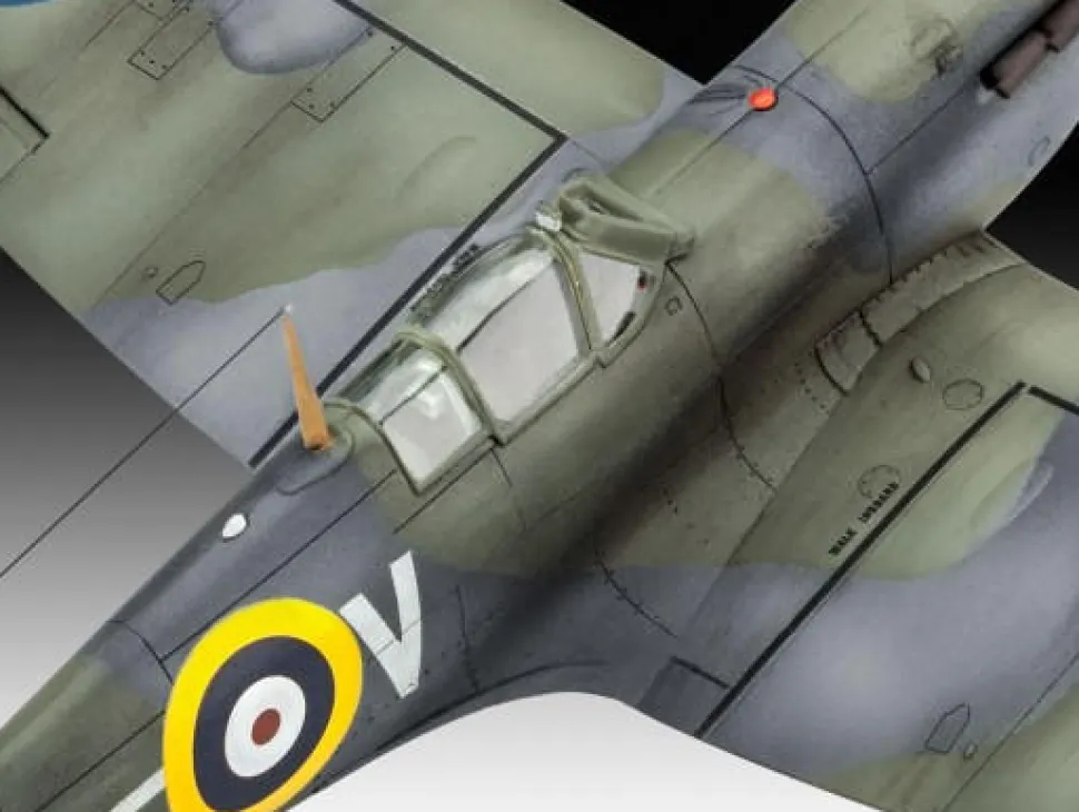 Revell 1/72 Supermarine Spitfire Mk.IIa Starter Set