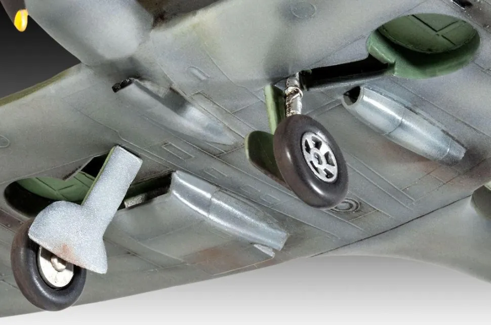 Revell 1/48 Supermarine Spitfire Mk.II
