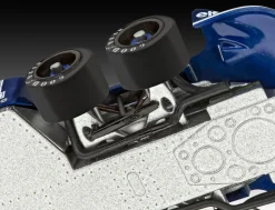 Revell 1/32 Tyrrell P34/2 6-Wheeler Starter Set (Revell Classics)