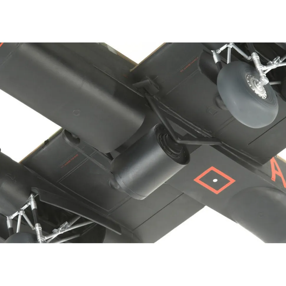 Tamiya 1/48 Avro Lancaster B Mk.I/III Dambuster/Grand Slam Model Kit