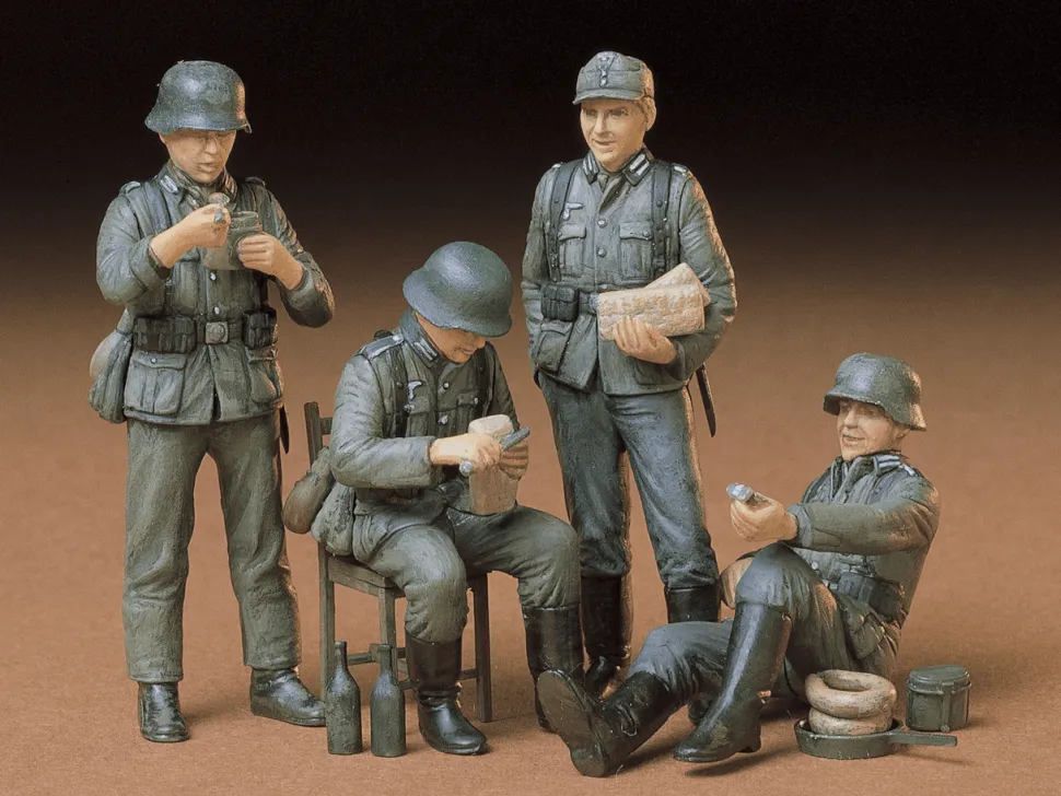 Tamiya 1/35 German Soldiers at Rest