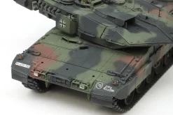 Tamiya 1/35 Leopard 2 A7V German Main Battle Tank