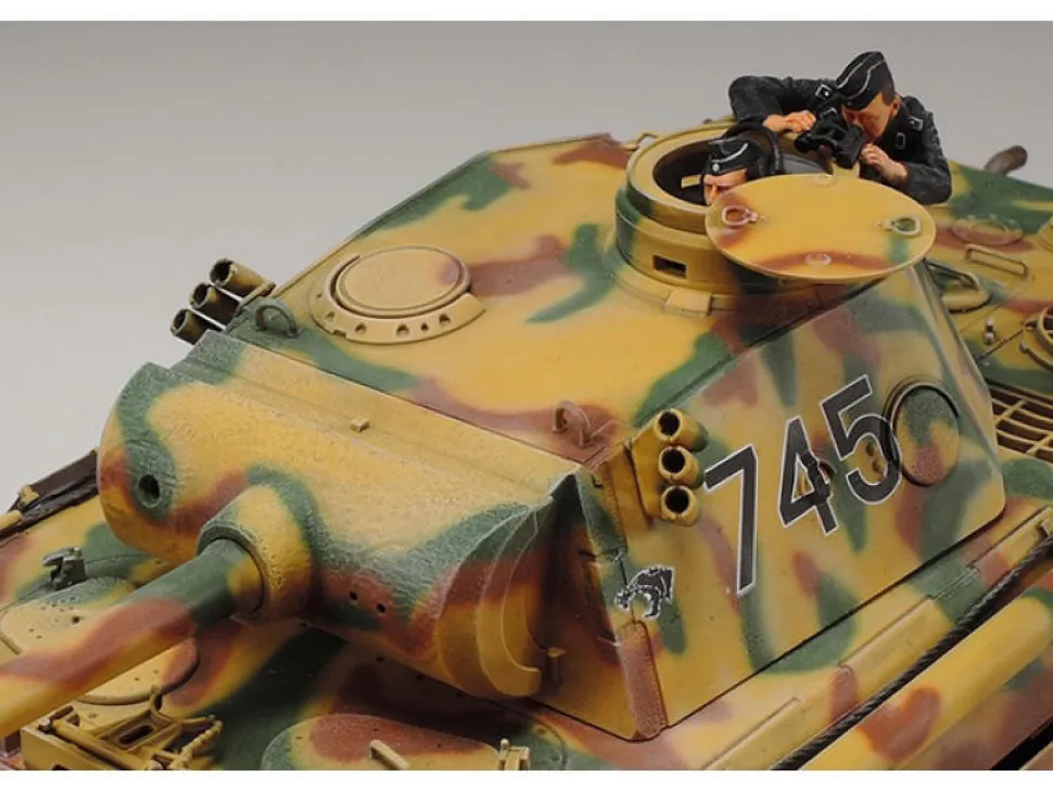 Tamiya 1/35 Pz.Kpfw.V Ausf.D Panther