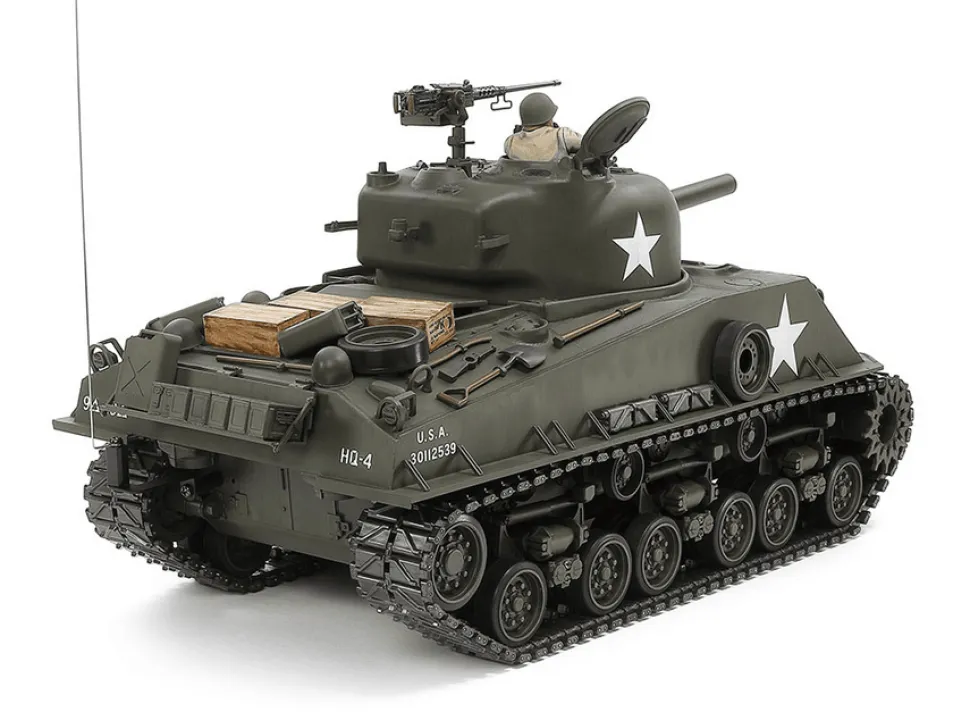 Tamiya RC 1/16 M4A3(105) HVSS Sherman 105mm Howitzer Kit