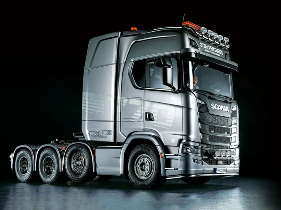 Tamiya RC 1/14 Scania 770S 8x4/4 Truck Model Kit