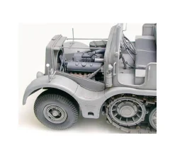 Tamiya 1/35 Sd.Kfz.9 Famo 18 Ton Half-Track
